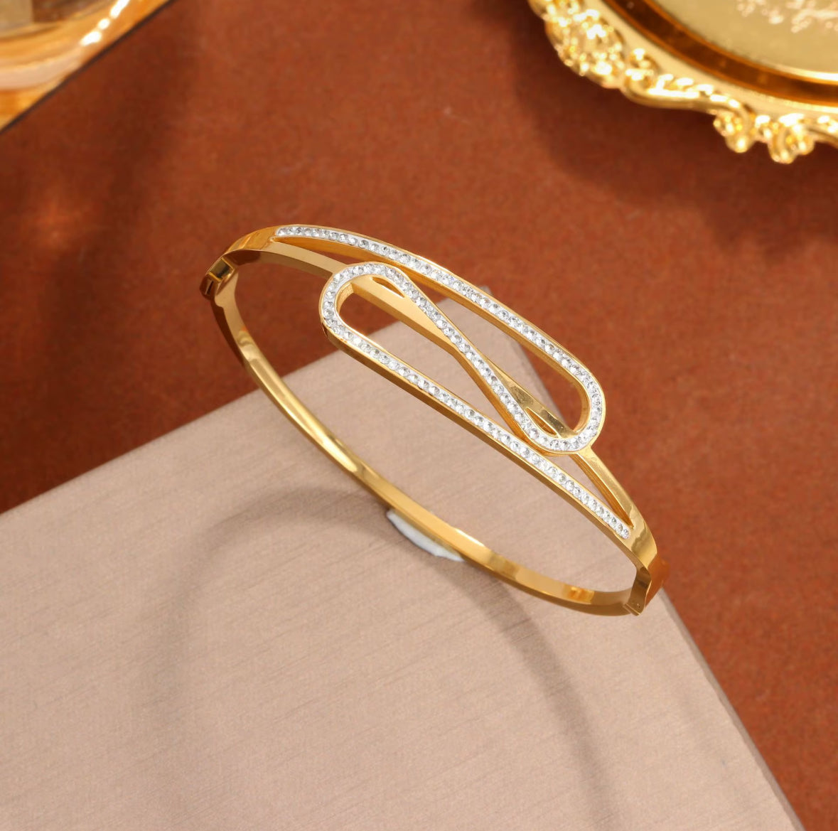Radiant Muse Bangle
